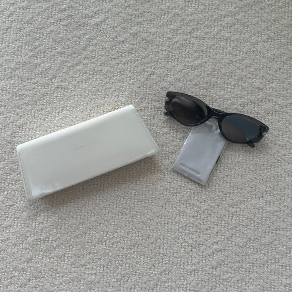 NEW_ Gentle Monster Sunglasses_ Blue - Picture 3 of 8